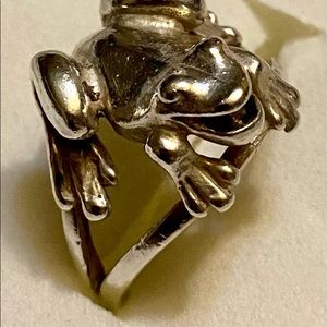 Adorable Sterling Silver Frog Ring Size 6